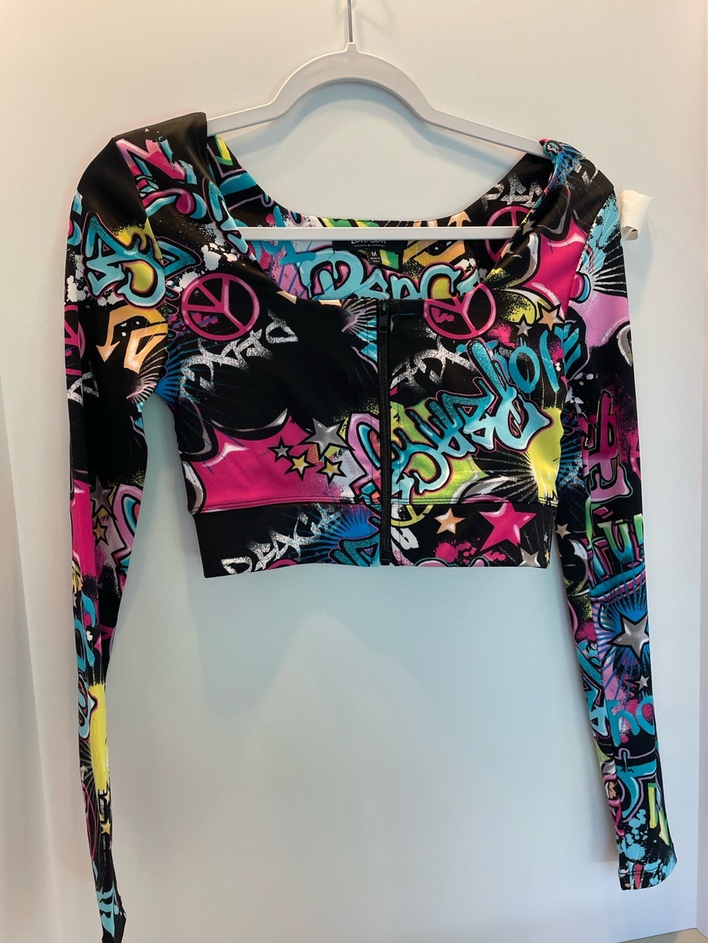 Love Star Shirt/Top/Crop. Long Sleeves. Zip. Y2K. Graffiti. Medium. Women’s M - Picture 2 of 11
